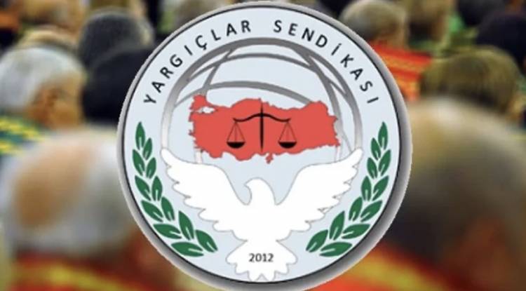 DÜŞÜNMEK, KONUŞMAK, ELEŞTİRMEK SUÇ DEĞİLDİR!